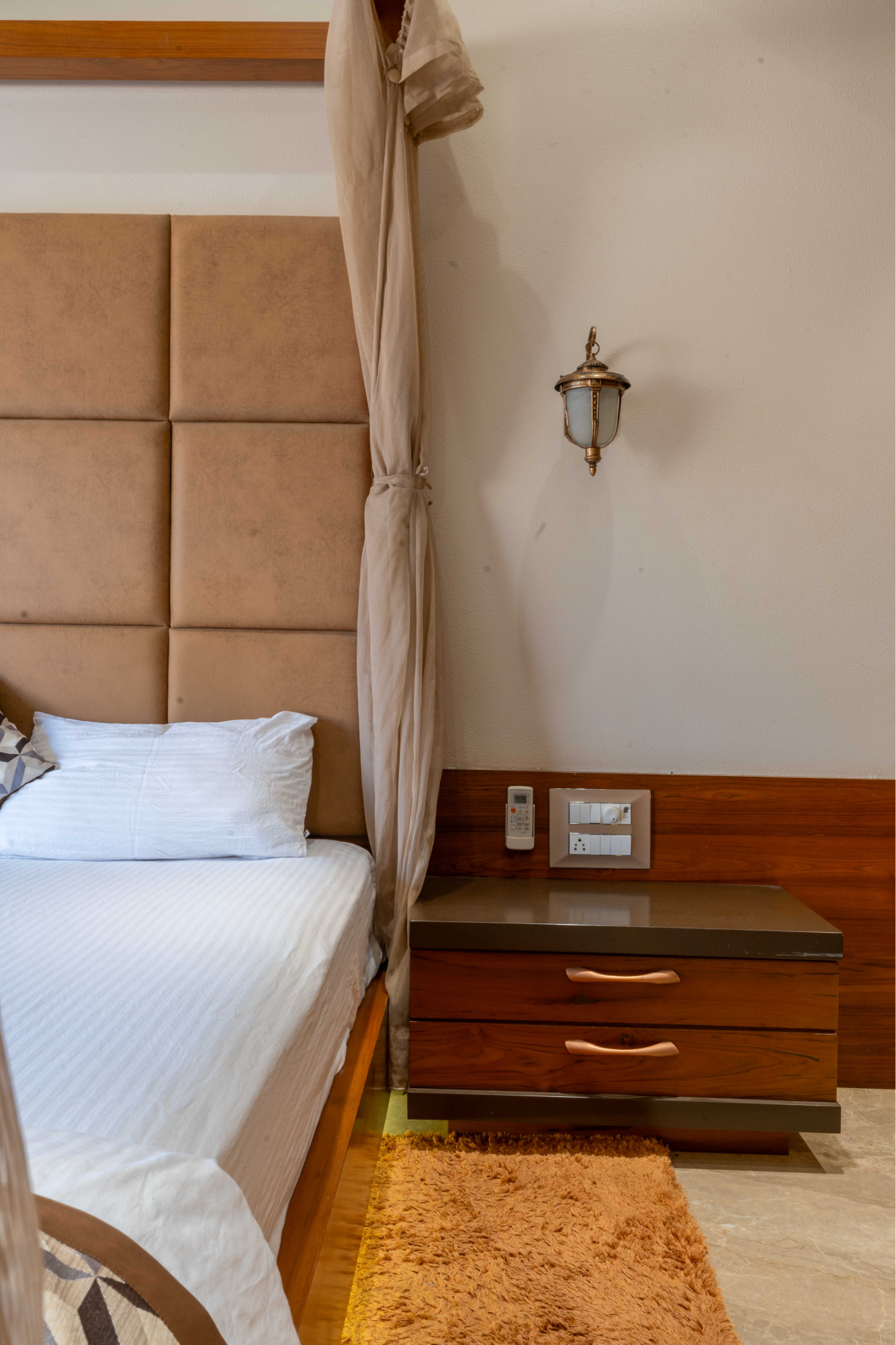 Stylish Design of room in Gir